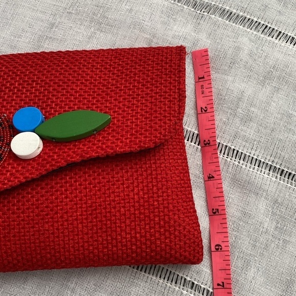 American Vintage red woven clutch. - Picture 6 of 11